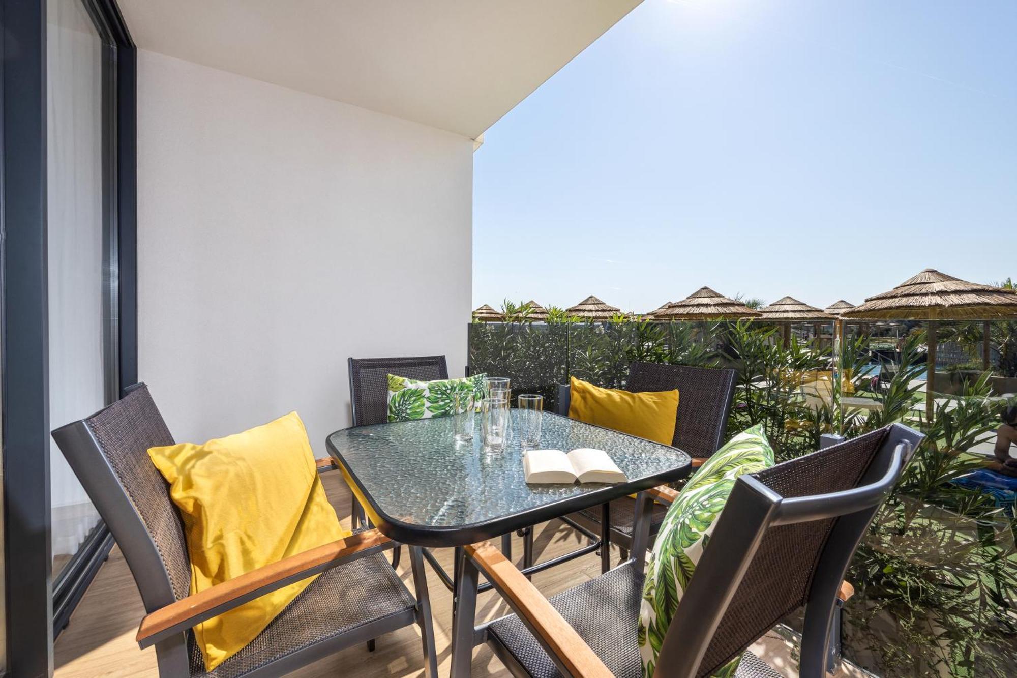 Residence Del Mar Emotion Ližnjan Екстериор снимка